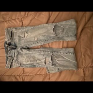Women’s distressed jeans